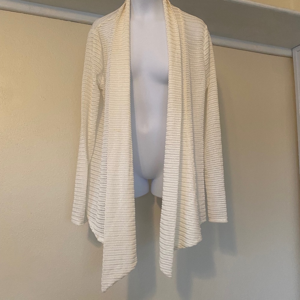 White Flyaway cardigan swimsuit cover up mesh material size medium